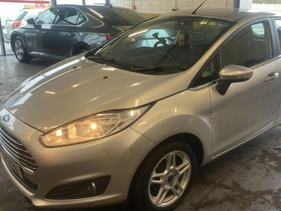 2013 - Ford Fiesta Manual