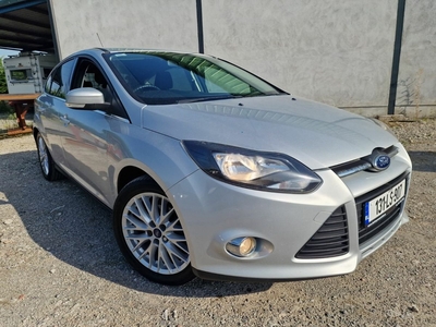 2013 - Ford Focus Manual