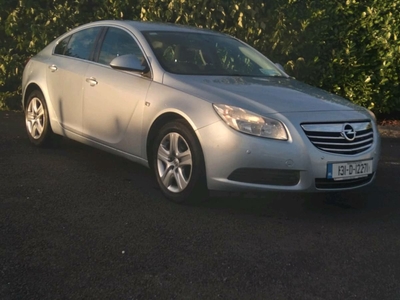 2013 - Opel Insignia Manual