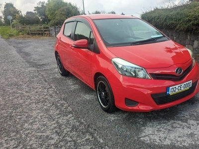 2012 - Toyota Yaris Automatic