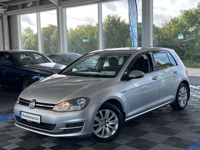 2013 - Volkswagen Golf Manual