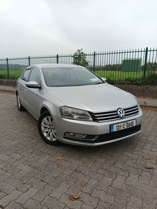 2013 - Volkswagen Passat Manual