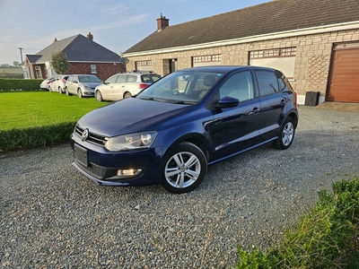 2013 - Volkswagen Polo Automatic