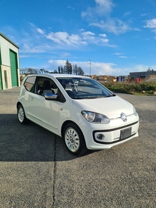 2013 - Volkswagen Up! Automatic