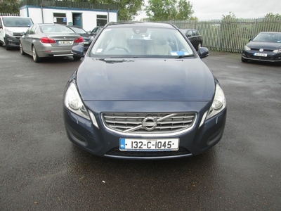 2013 - Volvo V60 Manual