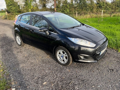 2014 - Ford Fiesta Manual