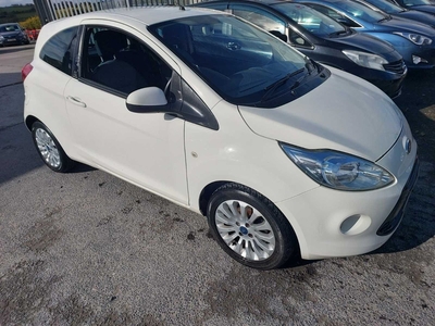 2014 - Ford KA+ Manual