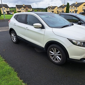 2014 - Nissan Qashqai Manual