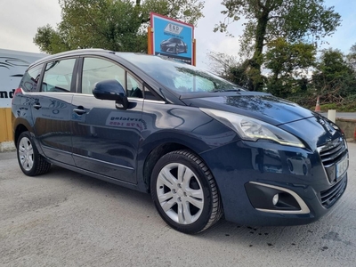 2014 - Peugeot 5008 Manual