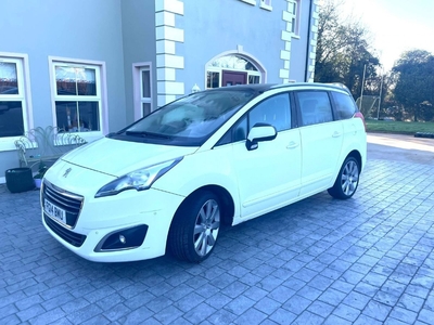 2014 - Peugeot 5008 Manual