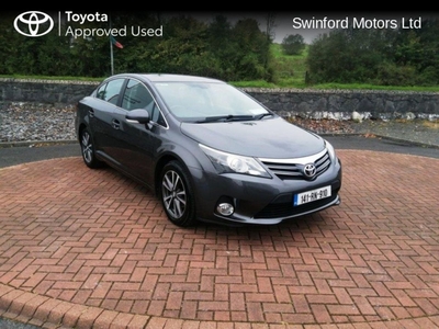 2014 - Toyota Avensis Manual