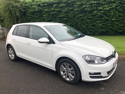 2014 - Volkswagen Golf Manual