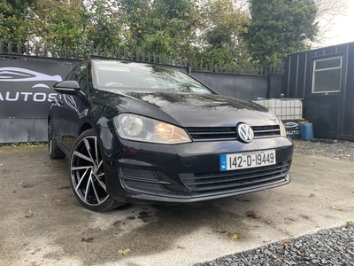 2014 - Volkswagen Golf Manual