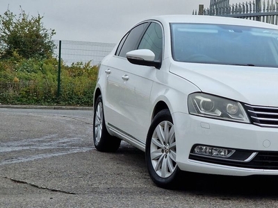 2014 - Volkswagen Passat Automatic