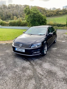 2014 - Volkswagen Passat Manual