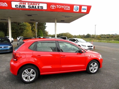 2014 - Volkswagen Polo Automatic