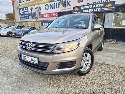 2014 - Volkswagen Tiguan Manual