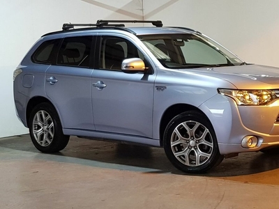 2015 - Mitsubishi Outlander Automatic