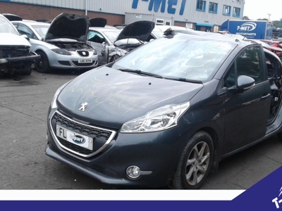 2015 - Peugeot 208 Manual