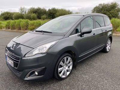 2015 - Peugeot 5008 Manual