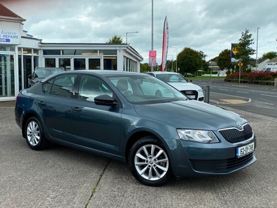 2015 - Skoda Octavia Manual