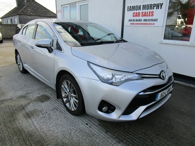 2015 - Toyota Avensis Manual