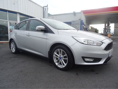 2016 - Ford Focus Manual