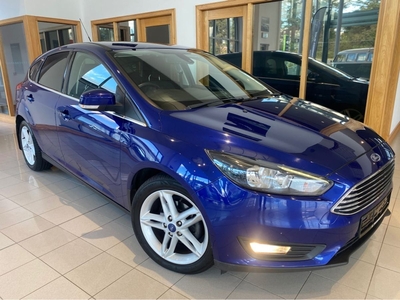 2016 - Ford Focus Manual