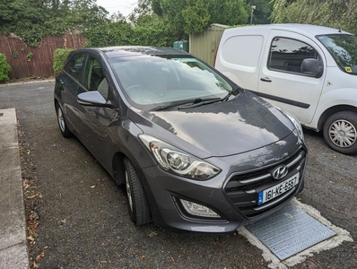 2016 - Hyundai i30 Manual