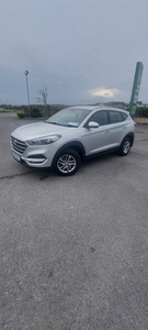 2016 - Hyundai Tucson Manual