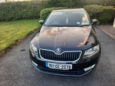 2016 - Skoda Octavia Manual