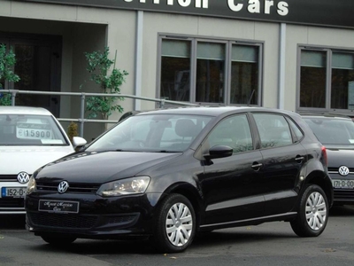 2016 - Volkswagen Polo Automatic