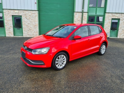 2016 - Volkswagen Polo Automatic