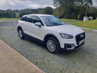 2017 - Audi Q2 Manual