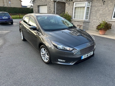 2017 - Ford Focus Manual