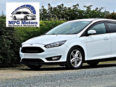 2017 - Ford Focus Manual