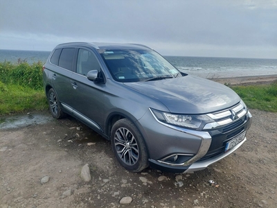 2017 - Mitsubishi Outlander Manual