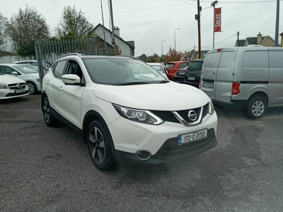 2017 - Nissan Qashqai Manual