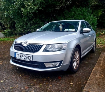 2017 - Skoda Octavia Manual