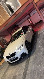 2018 - BMW 3-Series Manual