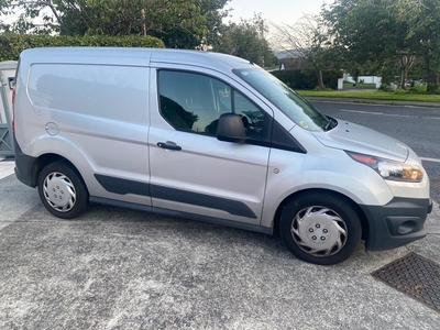 2018 - Ford Transit Manual