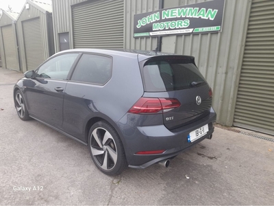 2018 - Volkswagen Golf Manual