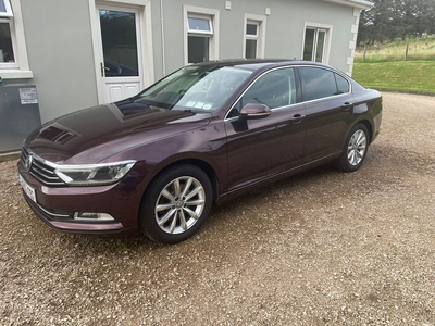 2018 - Volkswagen Passat Manual