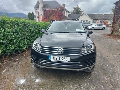 2018 - Volkswagen Touareg Automatic