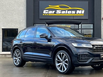 2018 - Volkswagen Touareg Automatic