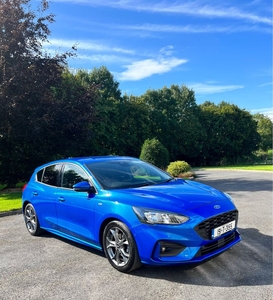 2019 - Ford Focus Manual