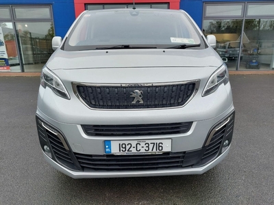 2019 - Peugeot Traveller Manual