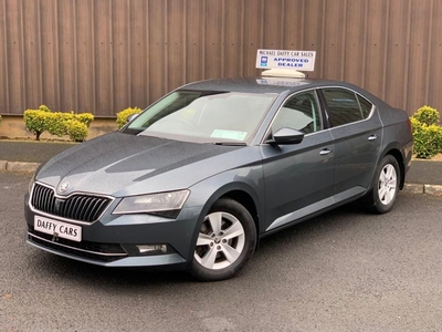 2019 - Skoda Superb Manual