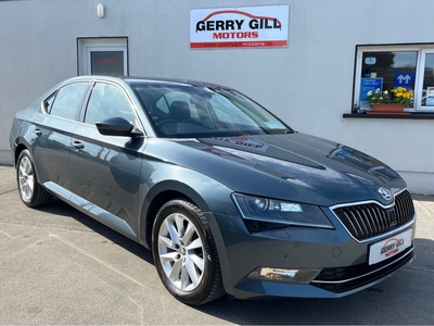 2019 - Skoda Superb Manual