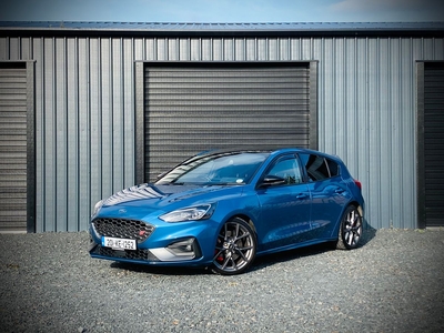 2020 - Ford Focus Manual